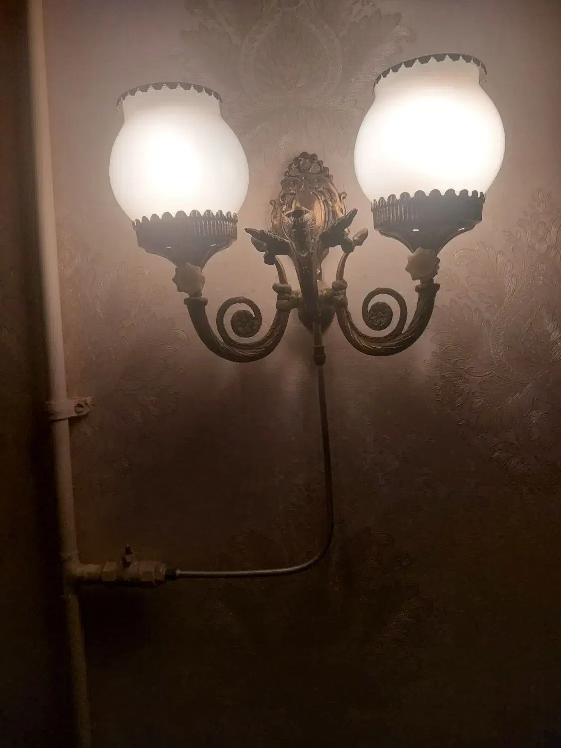 تعدادی وسایل منزل|لوستر و چراغ آویز|اندیشه, شهرک کوثر|دیوار