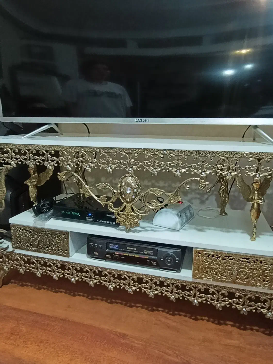 سرویس کامل برنز|بوفه، ویترین، کنسول|شهریار, کهنز|دیوار