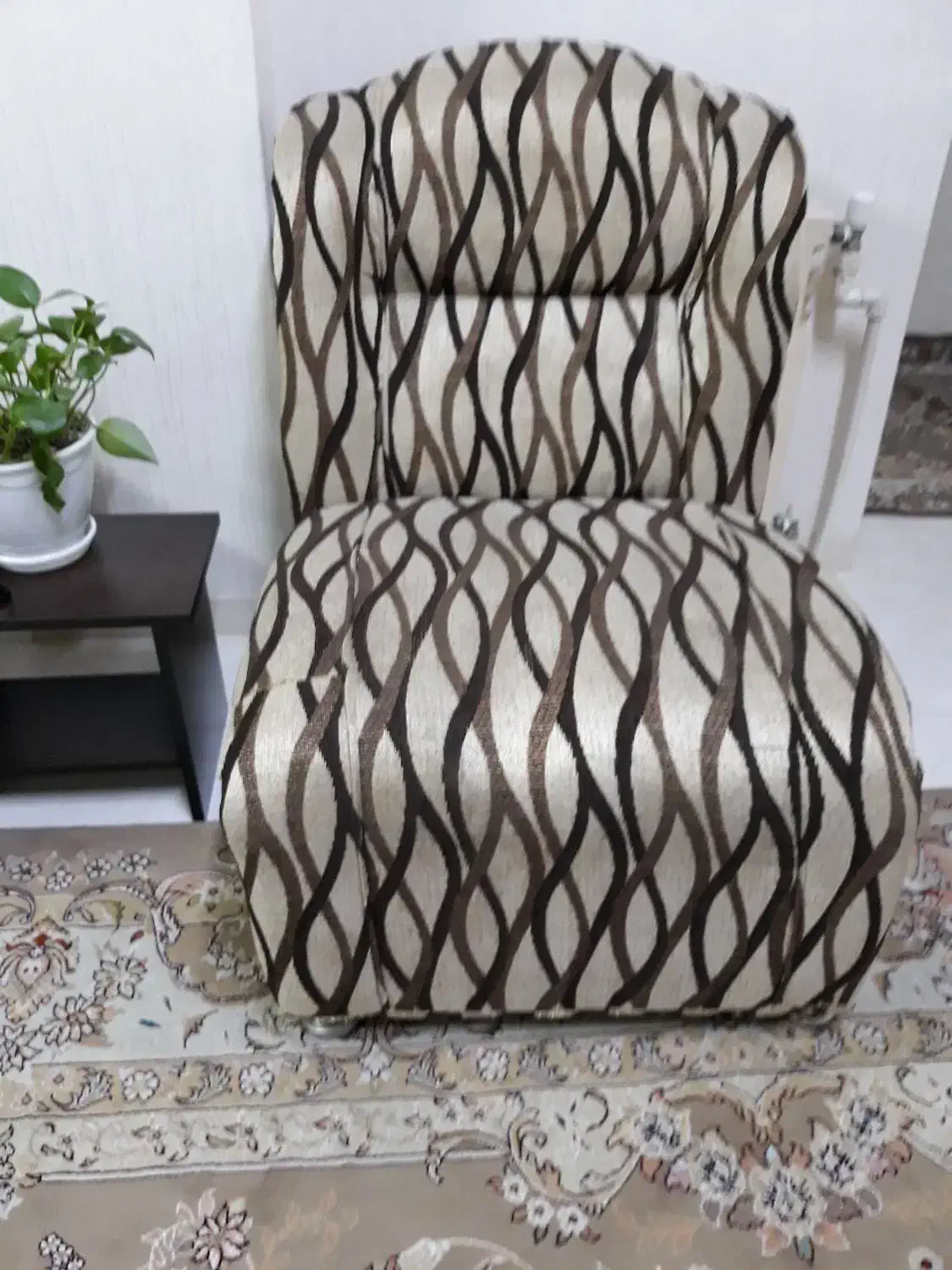 مبل راحتی|مبلمان خانگی و میز عسلی|رشت, تازه آباد|دیوار