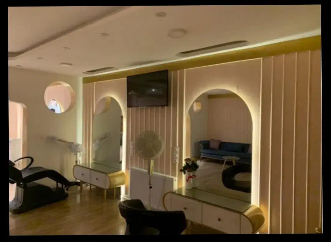 خدمات و آموزشگاه آرایشگری با مدرک فنی حرفه ای|خدمات آرایشگری و زیبایی|مشهد, گوهرشاد|دیوار