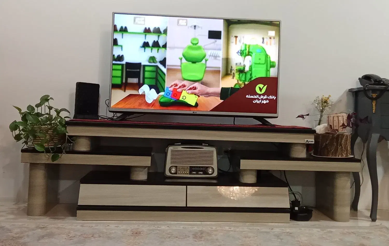 میز تلوزیون هایگلاس خم چهار تیکه|میز تلویزیون|کرمانشاه, |دیوار