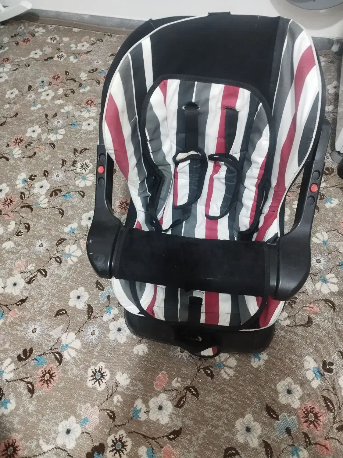 صندلی ماشین|کالسکه و لوازم جانبی|سمنان, |دیوار