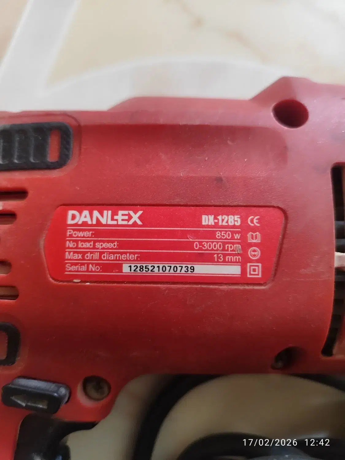 دریل دنلکس|سایر لوازم برقی|بافت, |دیوار