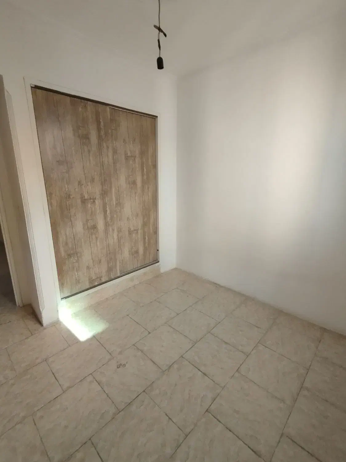 60متردوخوابه تک واحدی انباری واسانسور