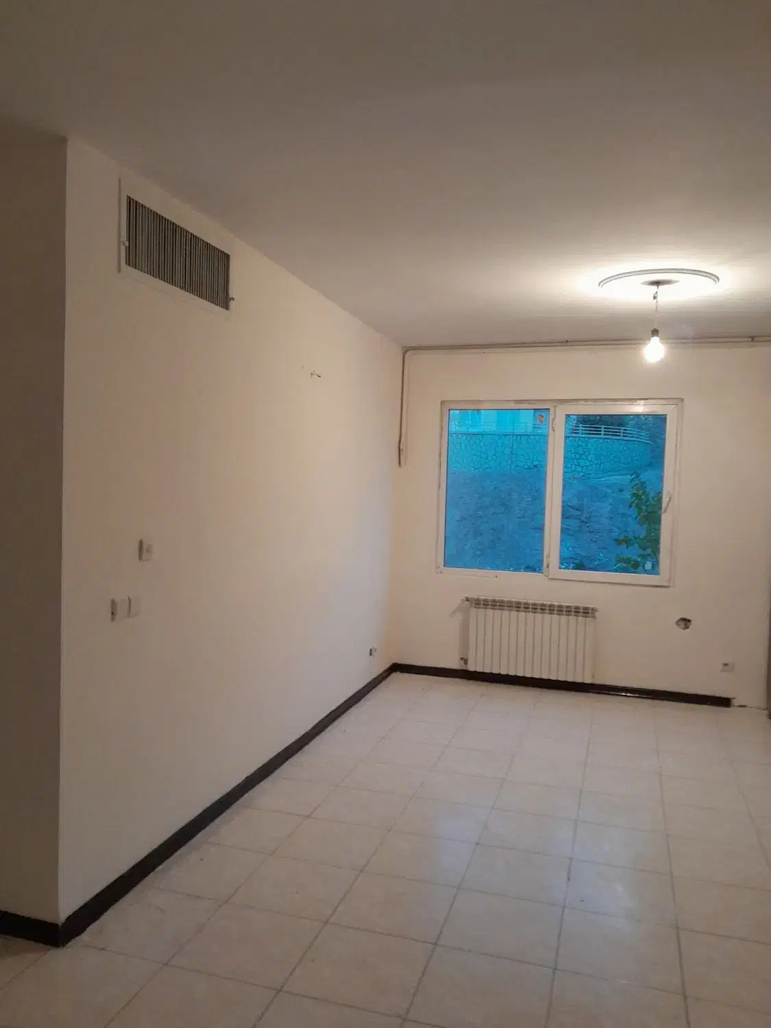 هسا فاز ۳ / تخلیه / نقاشی شده|اجارهٔ آپارتمان|پردیس, فاز ۳|دیوار