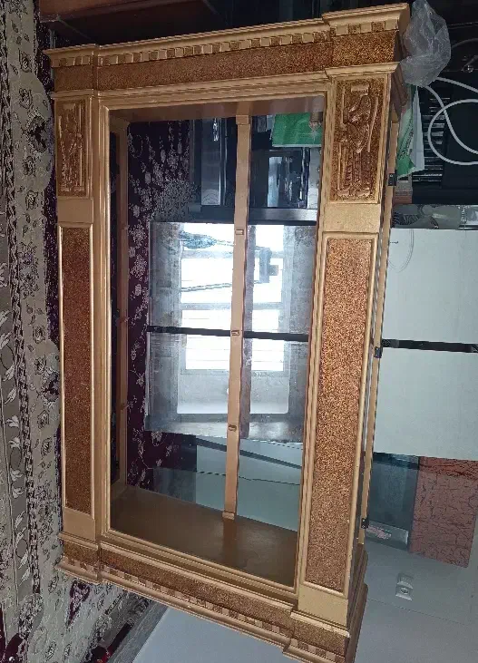 فروش فوری چارچوب ویترین|بوفه، ویترین، کنسول|قم, شاه ابراهیم|دیوار