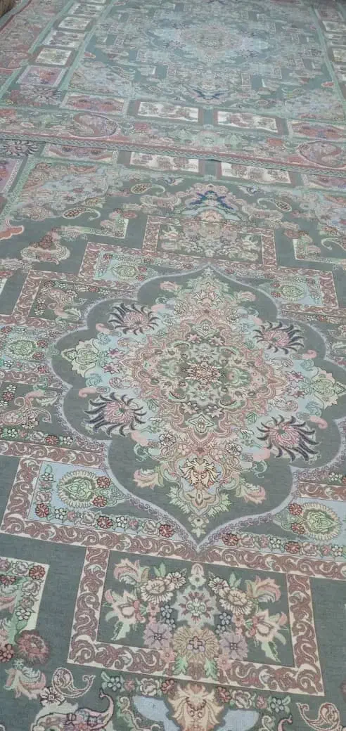 رو فرشی|روفرشی|نیمروز, |دیوار