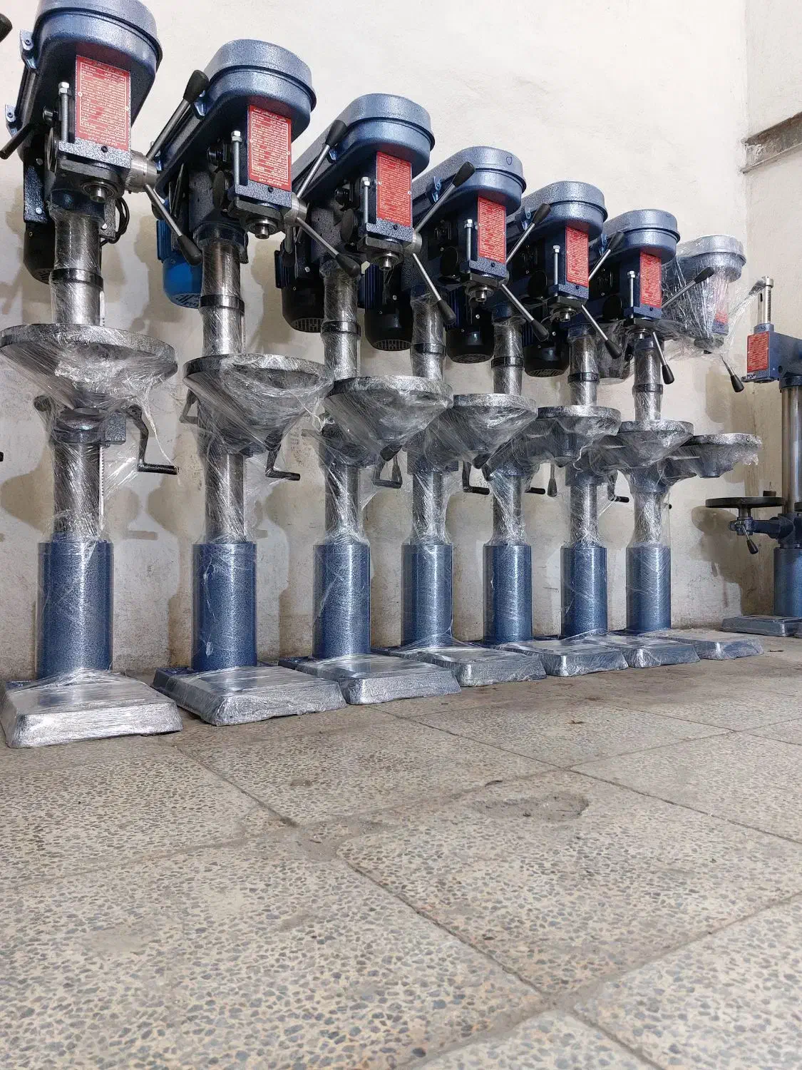 دریل ستونی(پیشگامان صنعت) دریل ایستاده سایز۱۶ و۲۳|ماشینآلات صنعتی|اصفهان, رهنان|دیوار