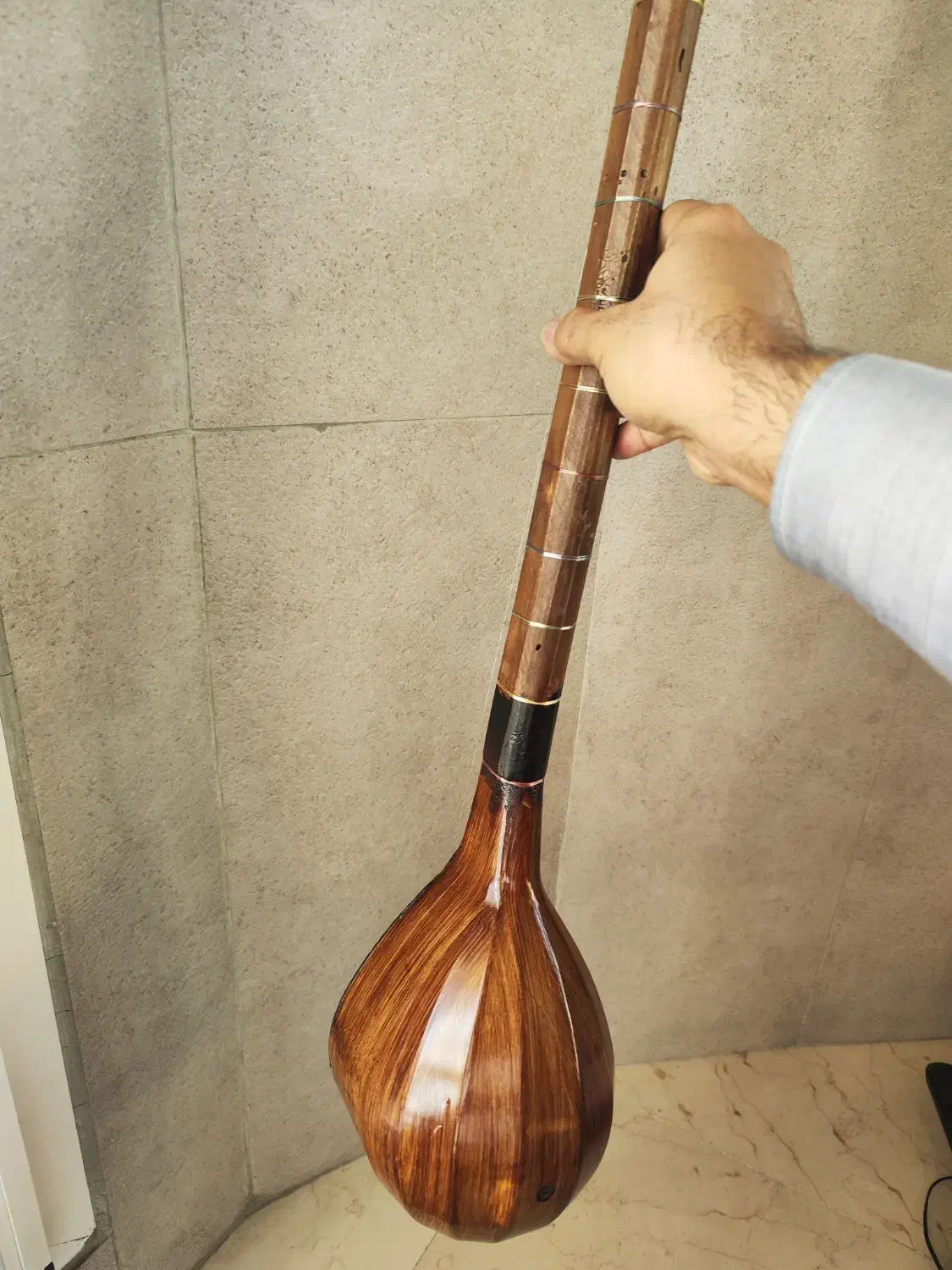 سه تار|سازهای سنتی|تهران, قبا|دیوار