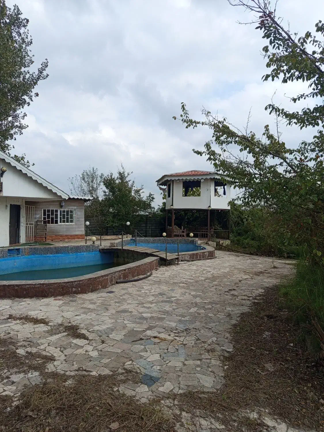 ویلا استخر دار 800متری|فروش خانه و ویلا|رشت, دیلمان|دیوار