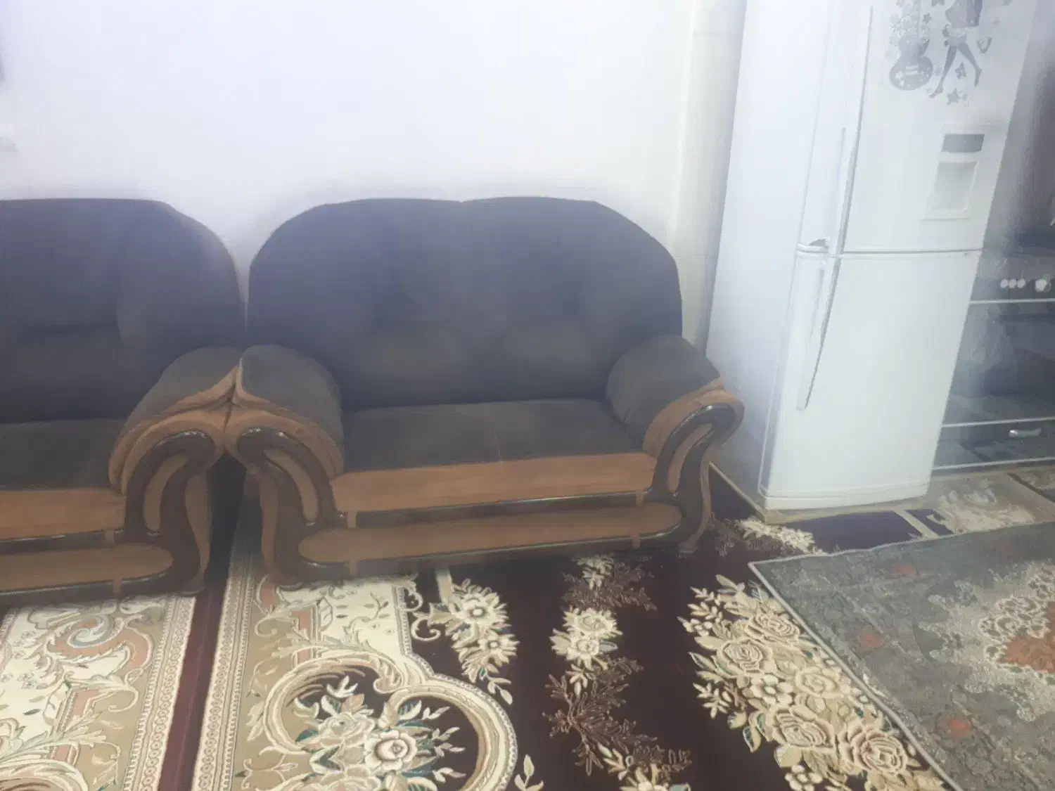 مبلمان۷نفره|مبلمان خانگی و میز عسلی|فولادشهر, مسکن مهر فولادشهر|دیوار