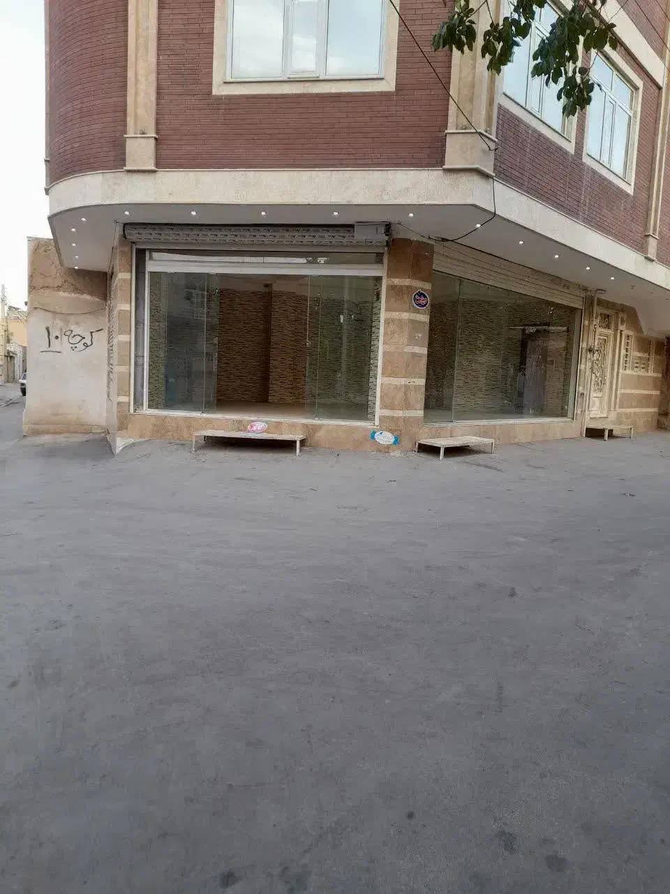 مغازه تجاری خ امام بلوار زینبیه|اجارهٔ مغازه و غرفه|قم, پشت انبار نفت|دیوار