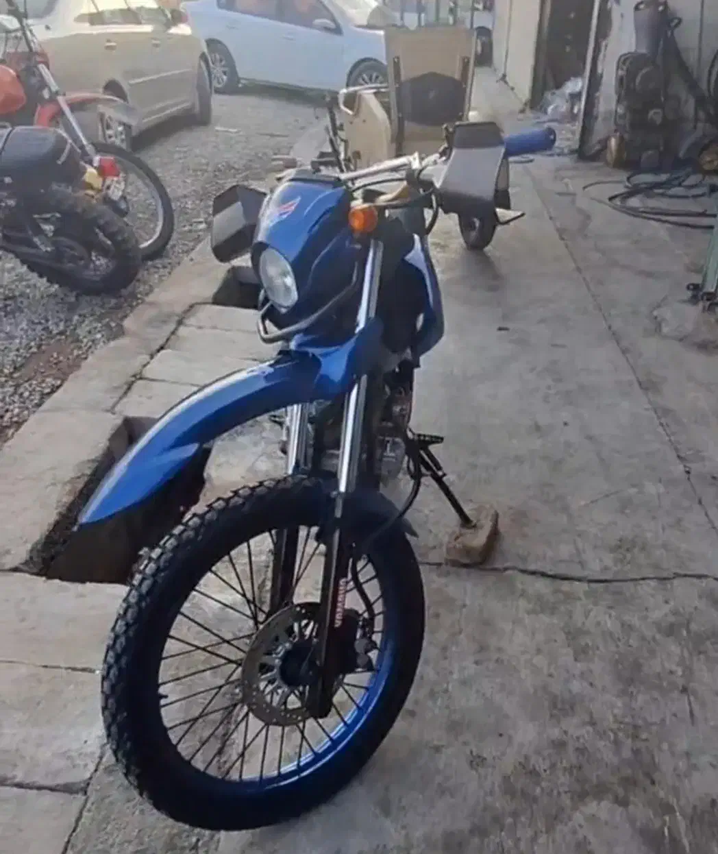 موتور تریل ۲۵۰سرو اندرو... کراس ریس سنگین|موتورسیکلت|کرج, خرمدشت|دیوار