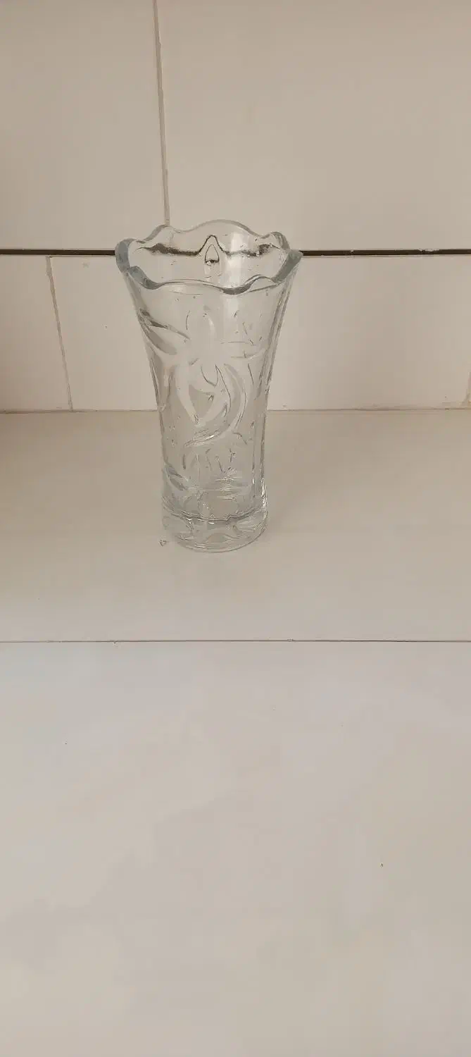 گلدان و کتری|قوری، کتری، قهوهساز دستی|شاهینشهر, شهرک گلدیس|دیوار