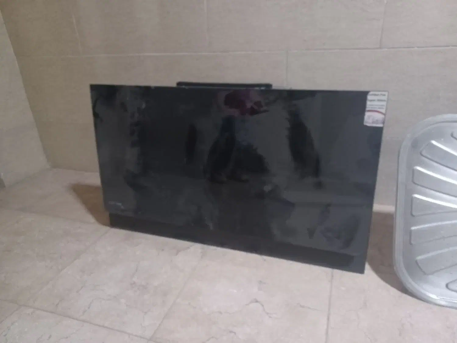 هود|هود|چهارباغ, |دیوار