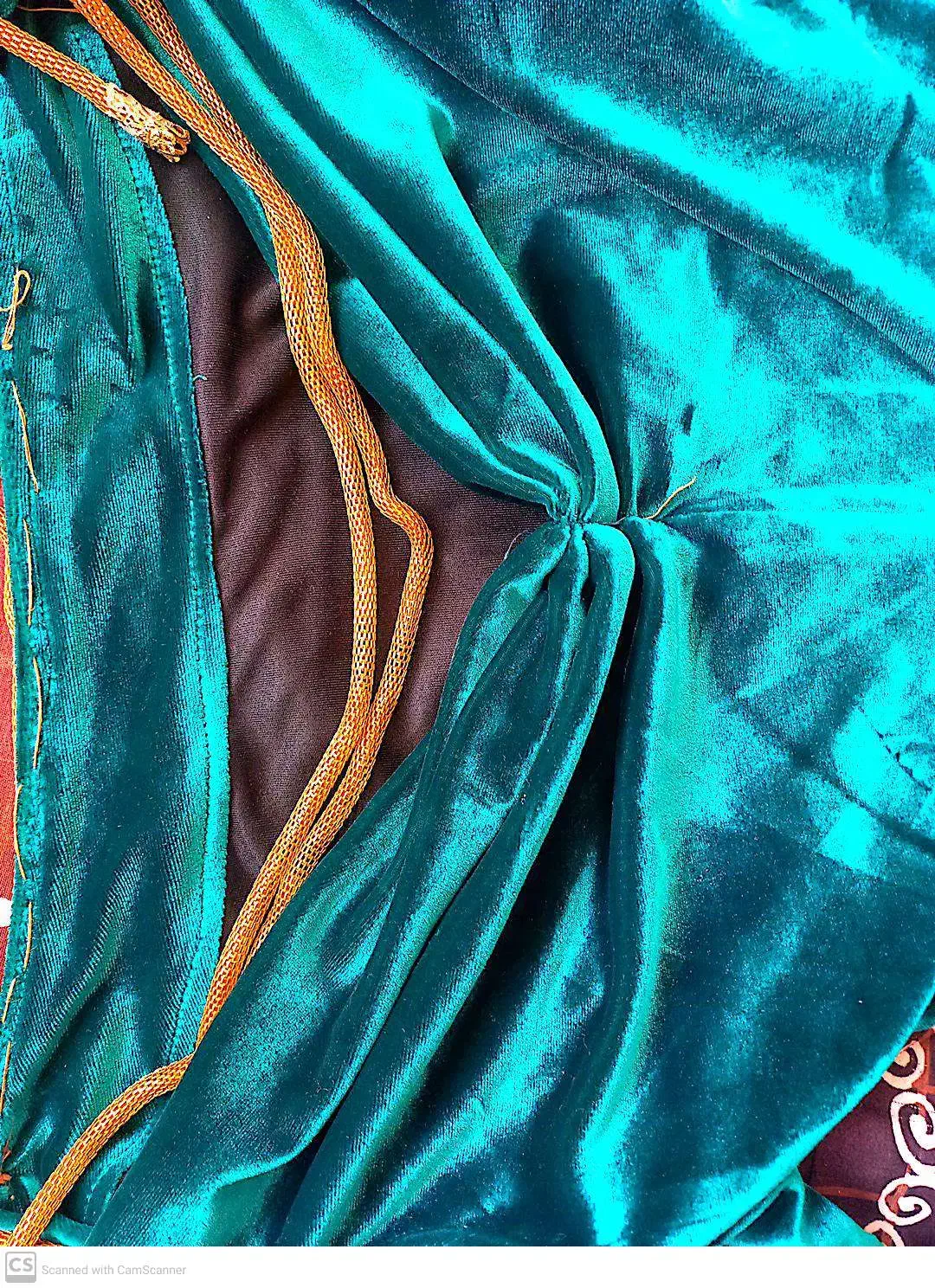 لباس مجلسی|لباس|فولادشهر, B7|دیوار