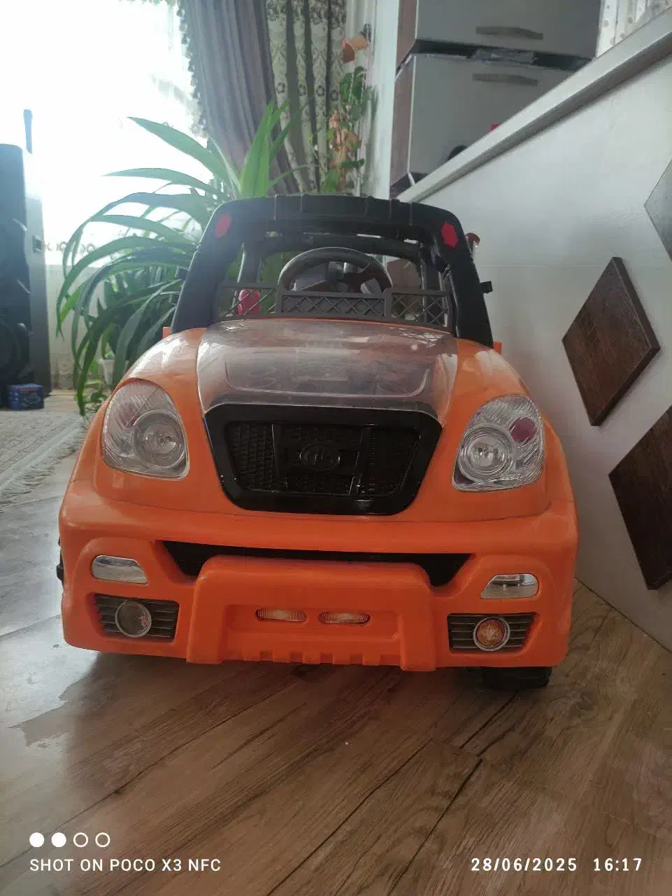 ماشین شارژی|اسباب‌بازی بچه|اراک, |دیوار