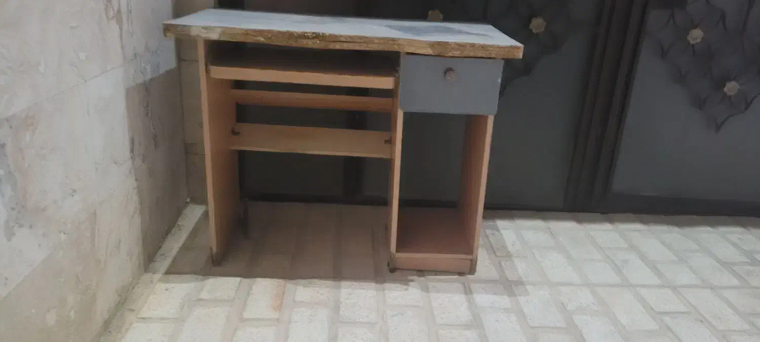 جاکفشی و میز|جاکفشی، کمد، دراور|ایوان, |دیوار