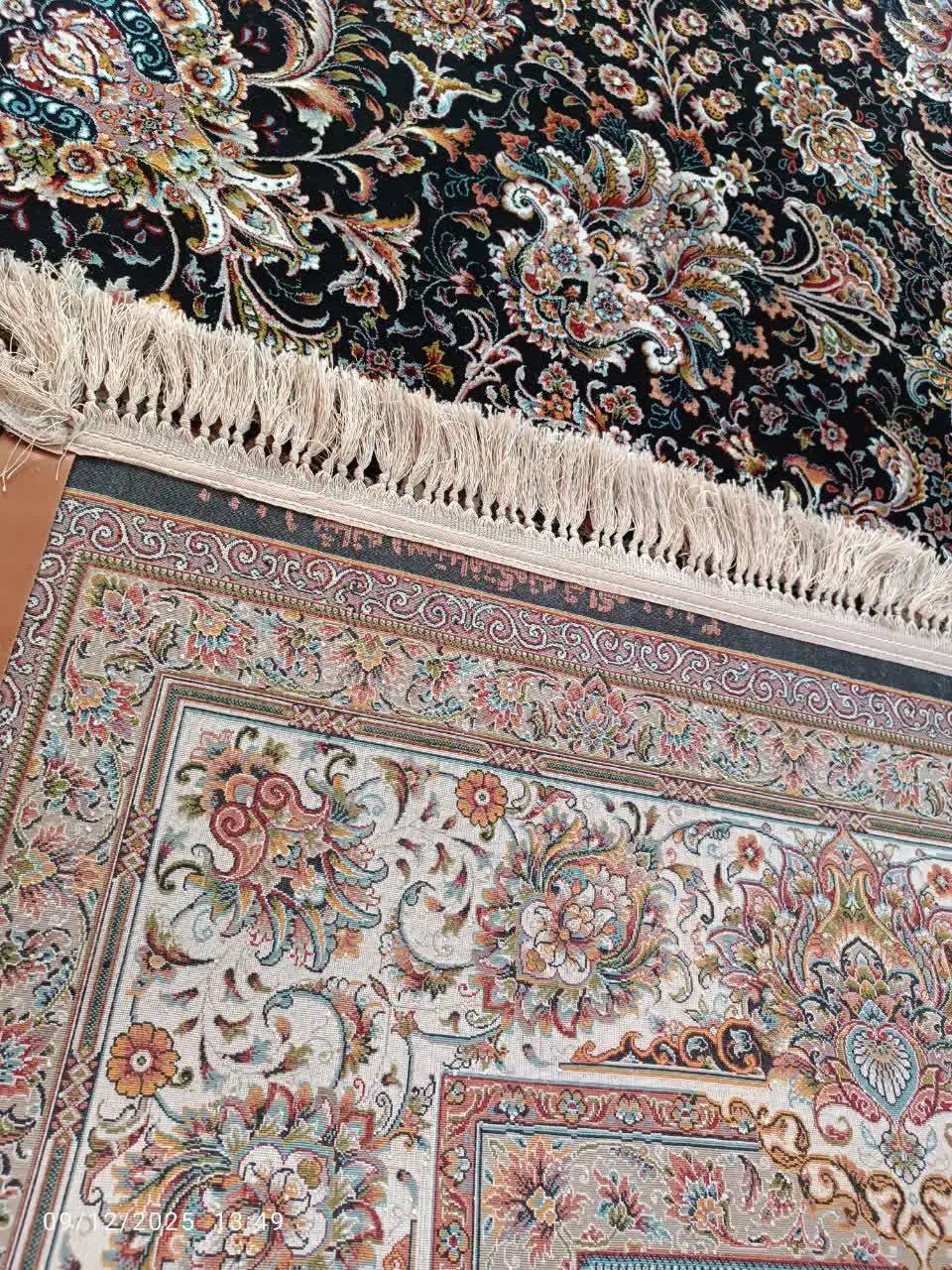 فرش ۹ متری زمینه سورمه ای|فرش|مشهد, کارمندان دوم|دیوار