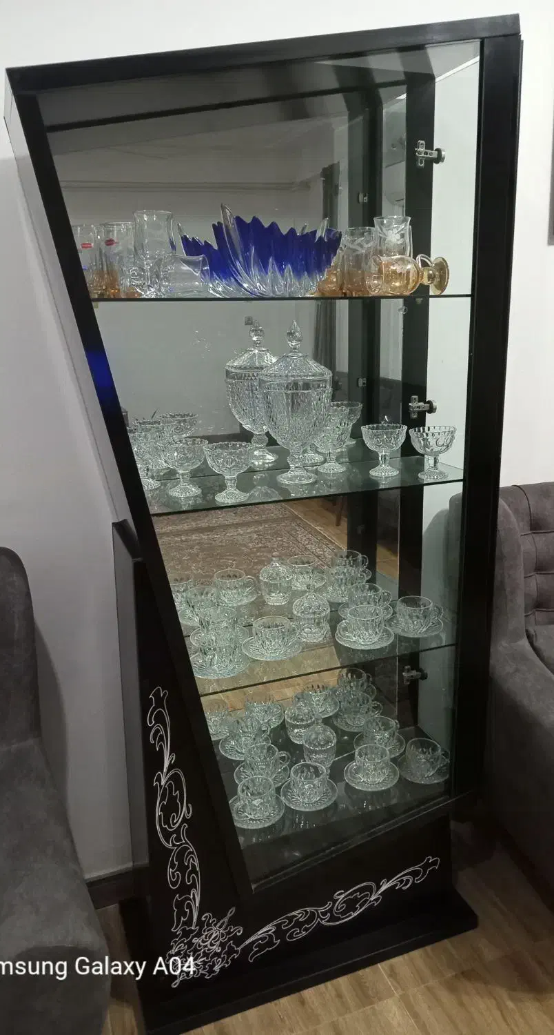 در حد نو|بوفه، ویترین، کنسول|لاهیجان, بازکیاگوراب|دیوار