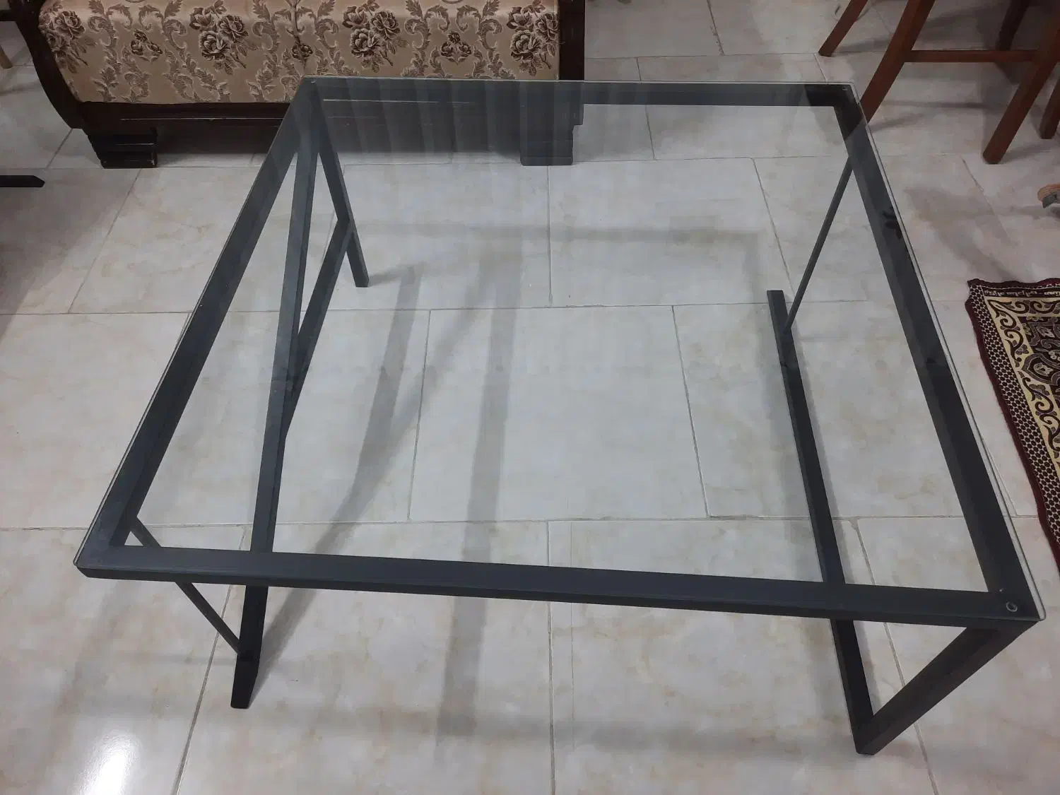 میز|مبلمان خانگی و میز عسلی|نیشابور, گمنام غربی|دیوار