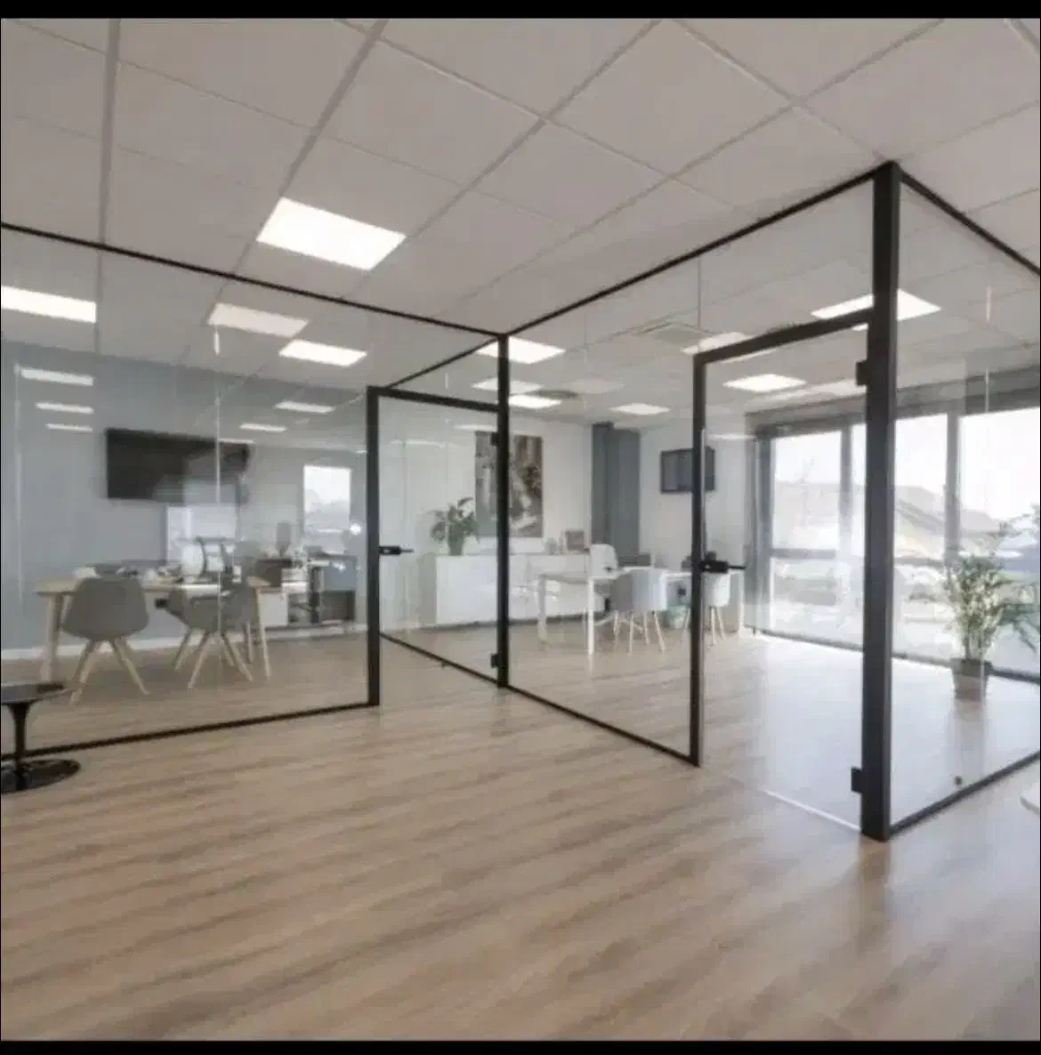 ۹۰ متر سند اداری بر ایت اله کاشانی|اجارهٔ دفتر کار، اتاق اداری، مطب|تهران, سازمان برنامه شمالی|دیوار