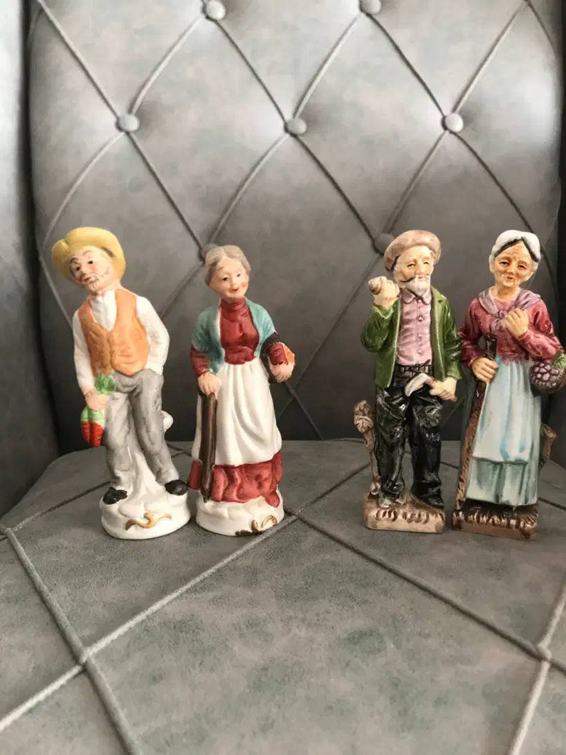 مجسمه های قدیمی اروپایی|کلکسیون اشیاء عتیقه|تبریز, |دیوار