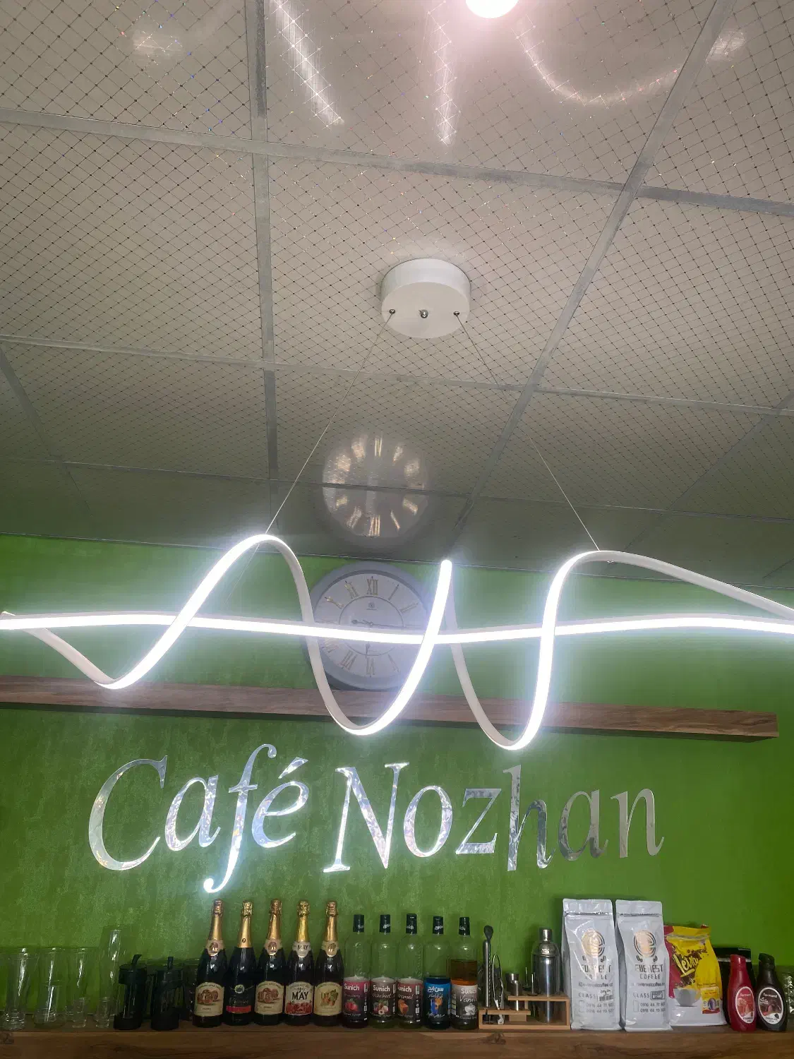 فروش ۴ عدد لوستر اویزی و ۱ عدد خطی|لوستر و چراغ آویز|اهواز, کوی ملی راه|دیوار