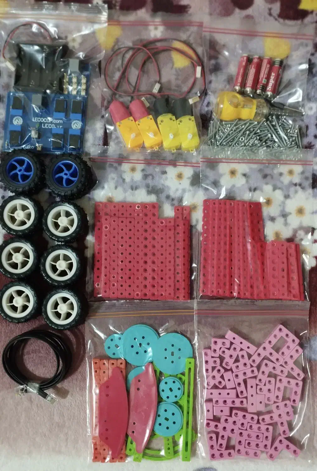 پک رباتیک|اسباب‌‌بازی|دهدشت, |دیوار