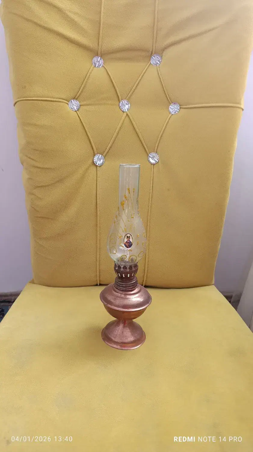 چراغ ولیوان نو|کلکسیون اشیاء عتیقه|بیرجند, |دیوار