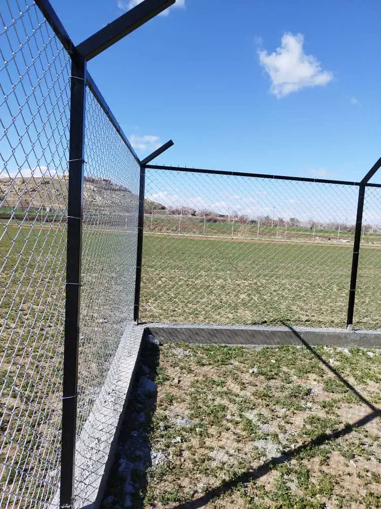 نصب فنس و تور باغی|خدمات باغبانی و درختکاری|بوکان, |دیوار