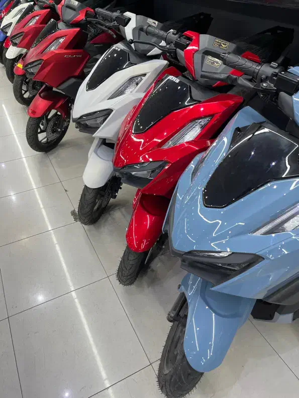 واریو ۱۶۰clنیرو موتور ۰۴چکی|موتورسیکلت|تهران, امجدیه (خاقانی)|دیوار