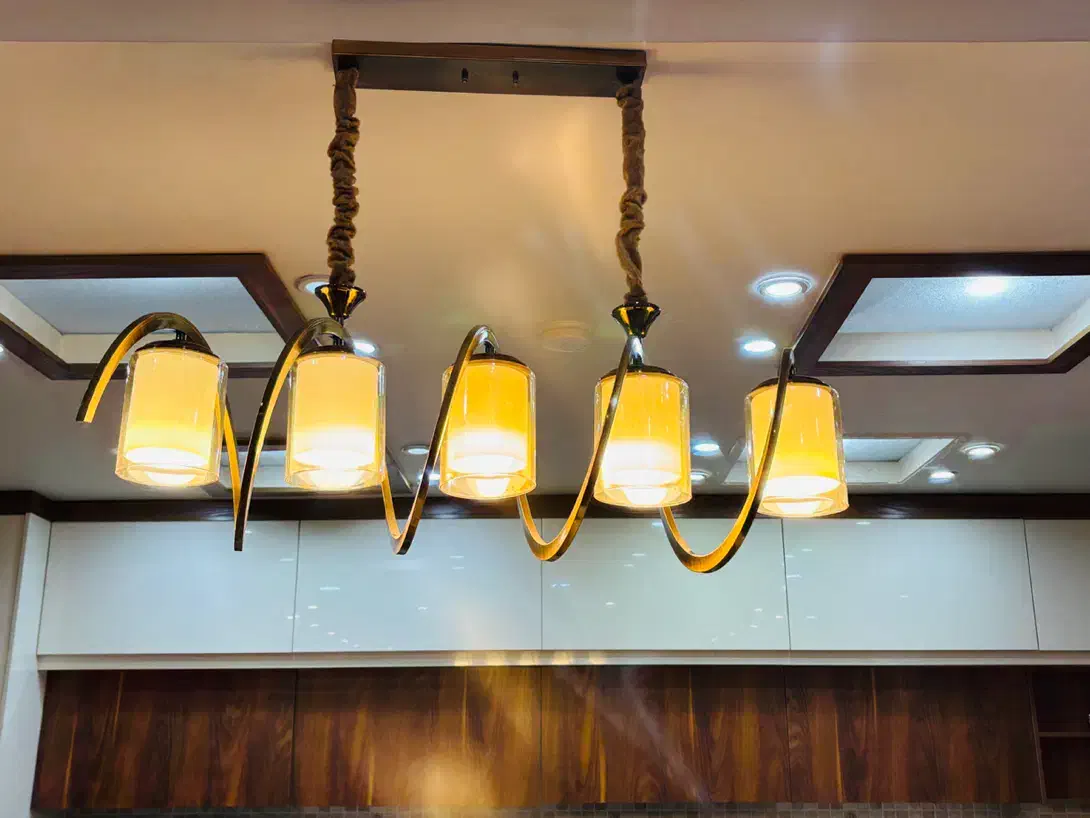 لوستر|لوستر و چراغ آویز|ری, فیروزآبادی|دیوار