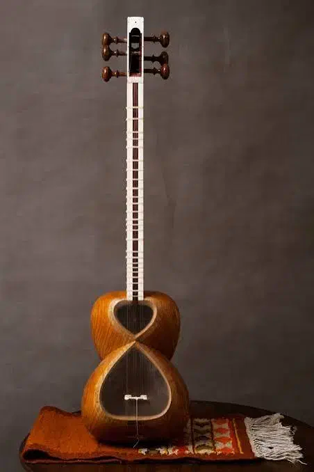 آموزش تار و سه تار در فنی و حرفه ای|سازهای سنتی|تهران, آذربایجان|دیوار