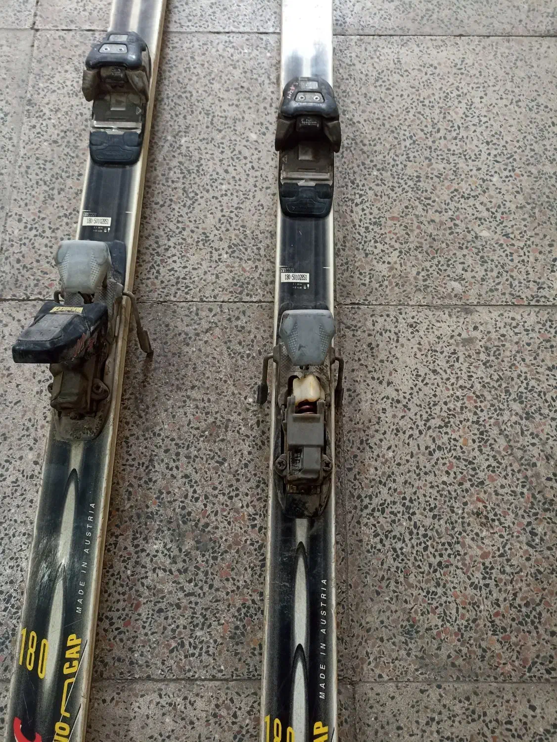 چوب اسکی|ورزش‌های زمستانی|قدس, شهر‌قدس|دیوار