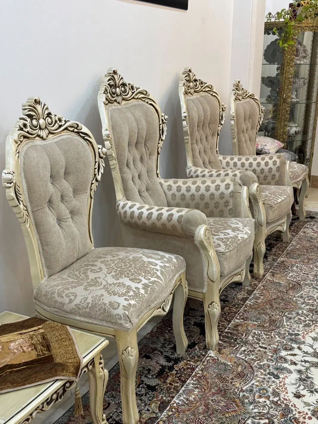 مبلمان کلاسیک|مبلمان خانگی و میز عسلی|ساری, |دیوار