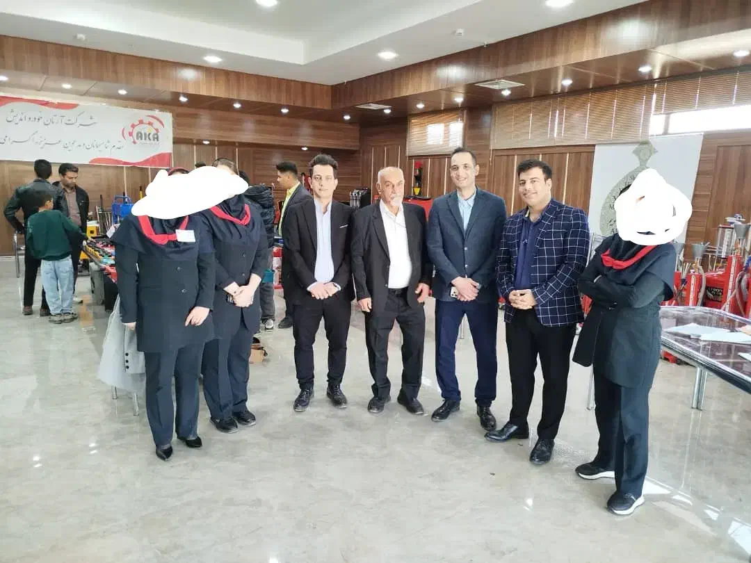 فروشنده ومنشی خانم تلفنی|استخدام اداری و مدیریت|تهران, جیحون|دیوار