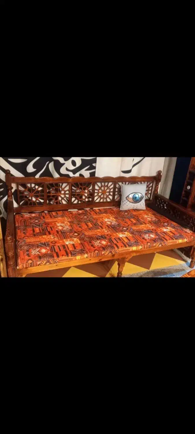 تخت سنتی نراد روسی|مبلمان خانگی و میز عسلی|قائم‌شهر, |دیوار