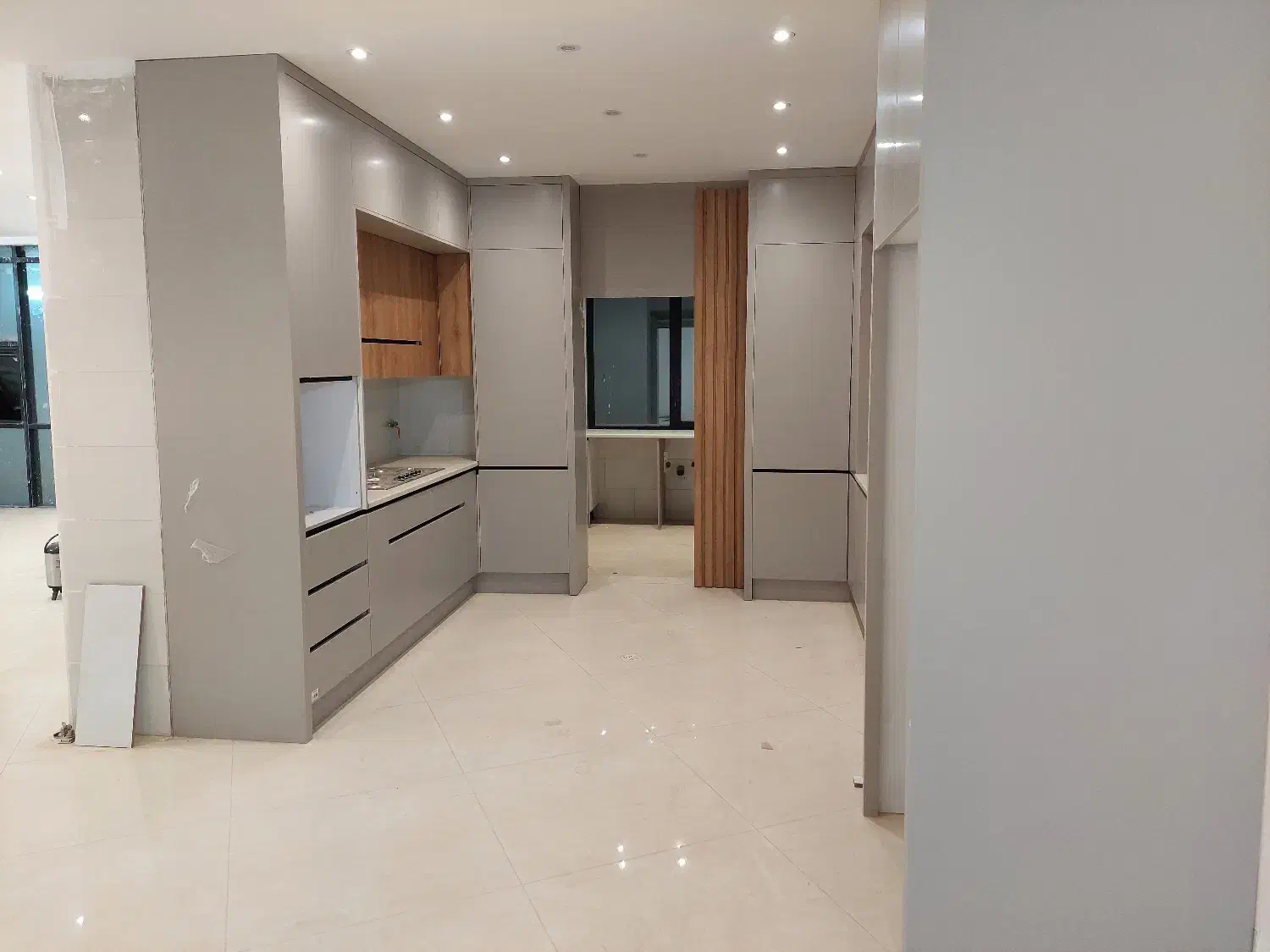 واحد ۲۸۰ متری سالاریه میثم بالا کلید نخورده|اجارهٔ آپارتمان|قم, سالاریه|دیوار