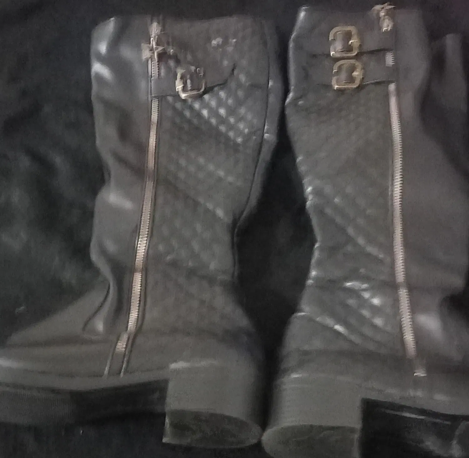 چکمه ساق بلند|کیف، کفش، کمربند|آبدانان, |دیوار