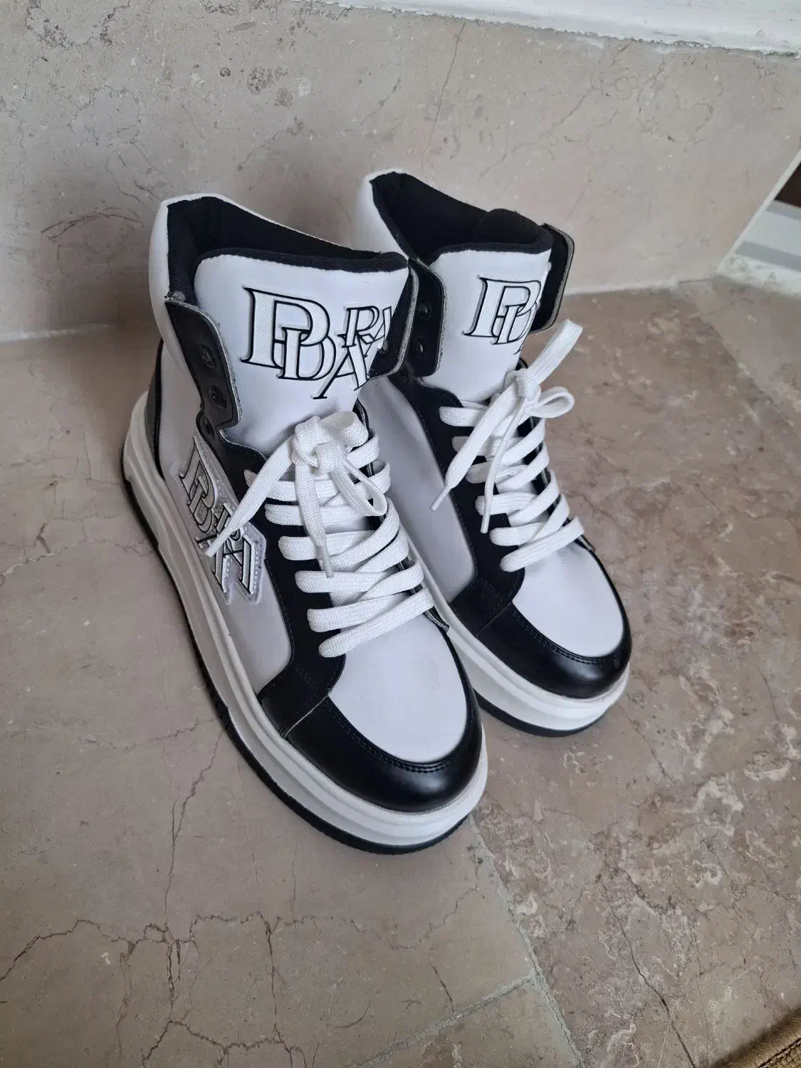 کفش|کیف، کفش، کمربند|ارومیه, |دیوار