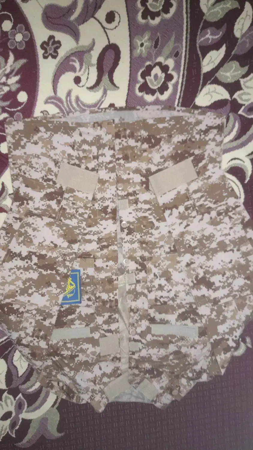 لباس نظامی نو نپوشیده|لباس|اهواز, کمپلو جنوبی|دیوار