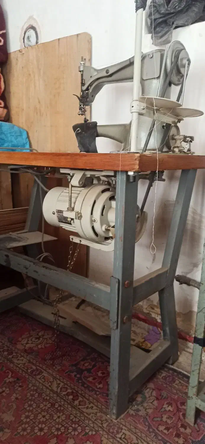 چرخ و پریس|چرخ خیاطی و ریسندگی|چهاربرج, |دیوار