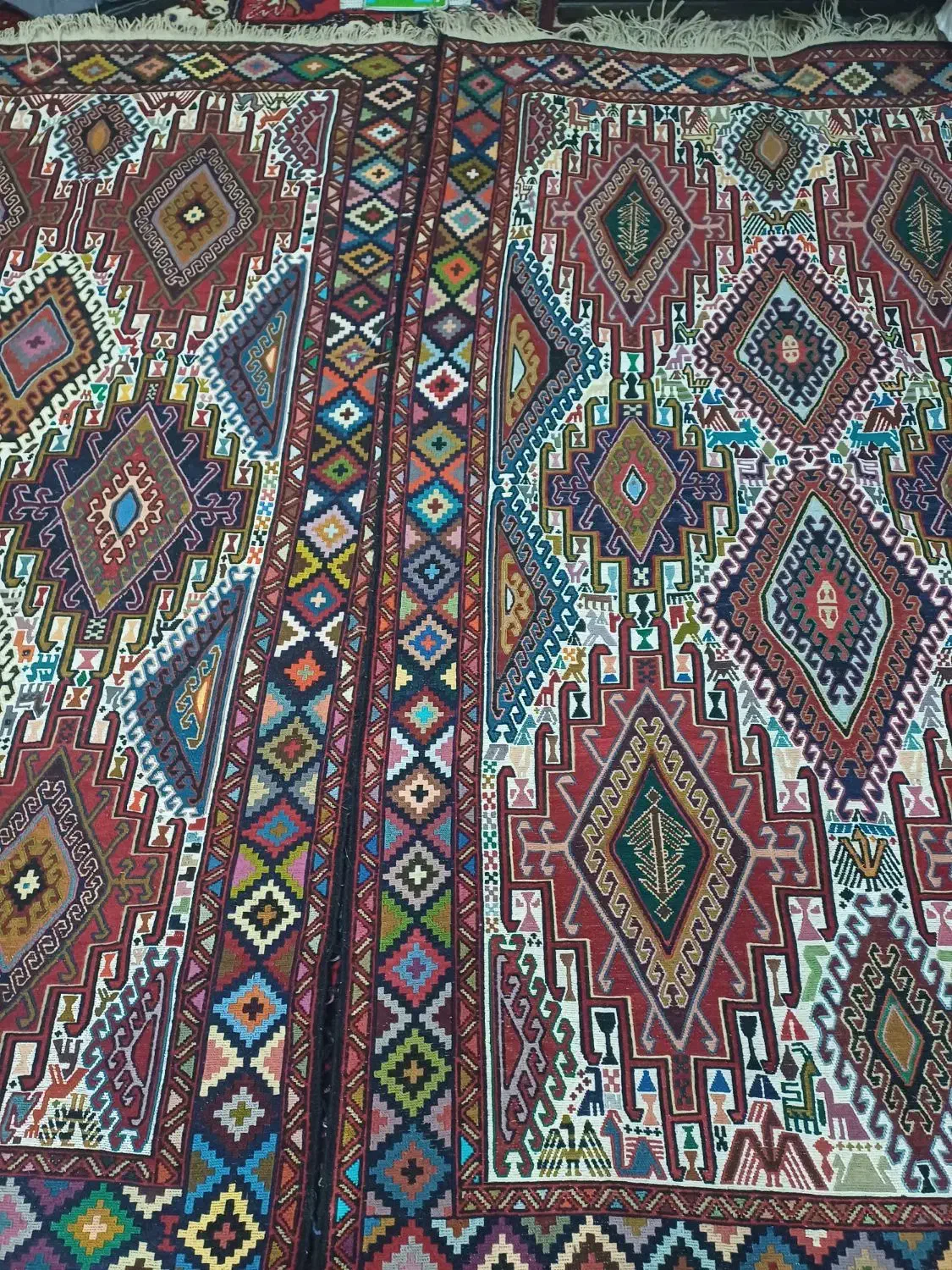 گلیم سوزنی دستبافت|گلیم، جاجیم، گبه|ارومیه, |دیوار