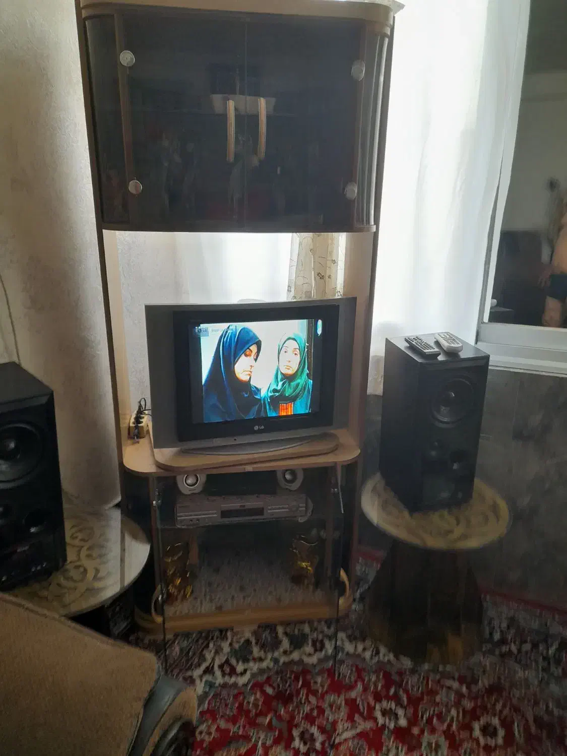 تلویزیون،میزتلویزیون و...|تلویزیون و پروژکتور|اصفهان, فردوان|دیوار