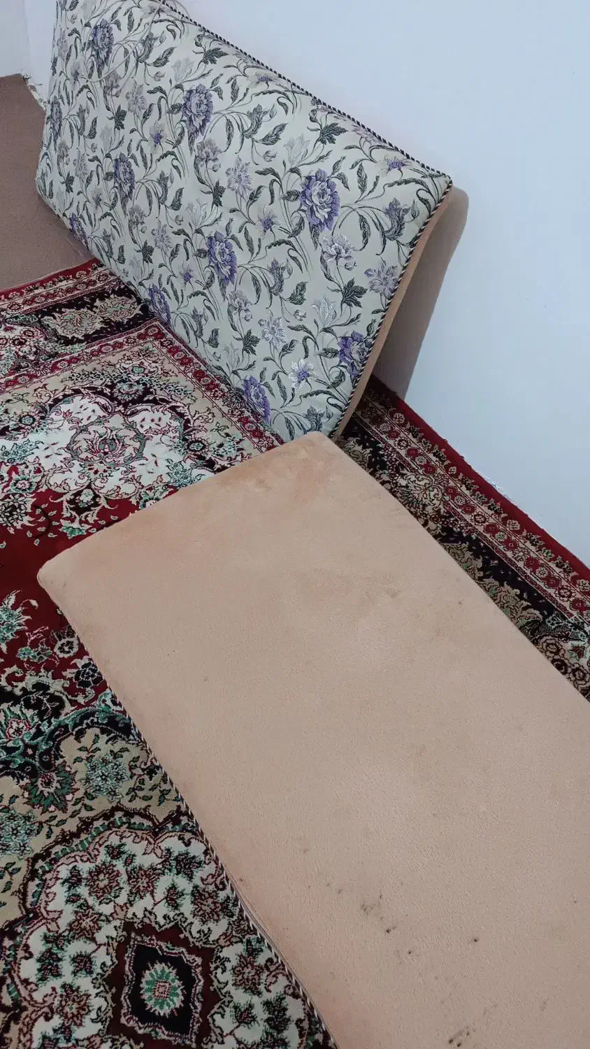 پشتی سالمه و محکم|پشتی|مرند, |دیوار