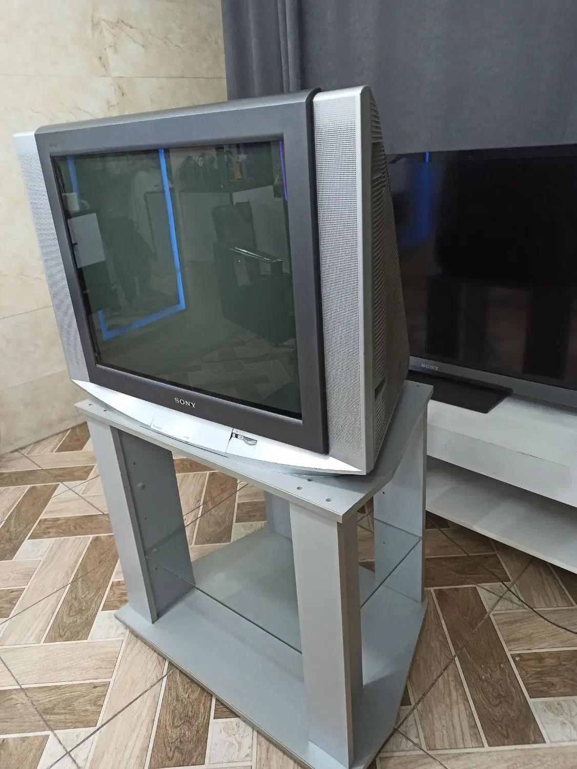 تلوزیون 29 اینچ سونی عتیقه|تلویزیون و پروژکتور|فردیس, شهرک شهید حسینی|دیوار