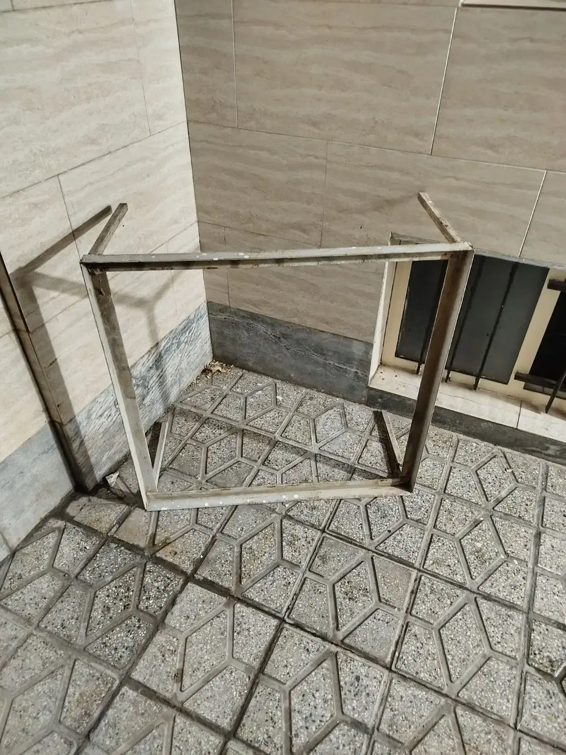 چهار پایه زیر کولر 5500|کولر آبی|بروجرد, |دیوار