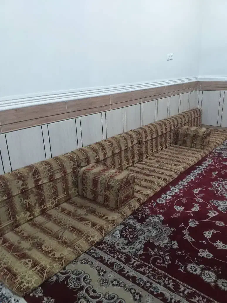 فروش دو  دست مبل خلیجی|مبلمان خانگی و میز عسلی|سوسنگرد, |دیوار