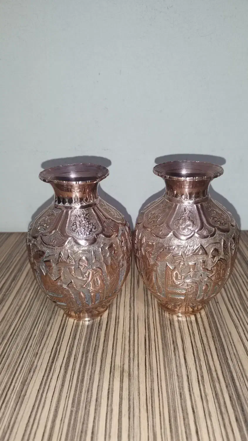 گلدان مسی گلدان چک وجاروی دستی نپتون|صنایع دستی و سایر لوازم تزئینی|تهران, ورزشگاه آزادی|دیوار